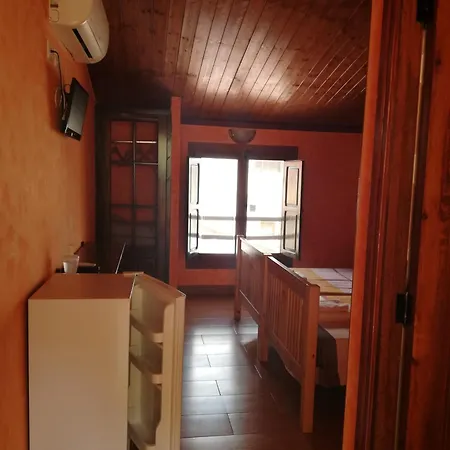 Guest house Alojamiento Rural Los Carriles Enguidanos